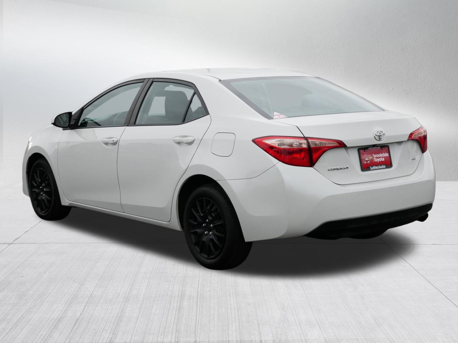 Used 2019 Toyota Corolla LE FWD image 5