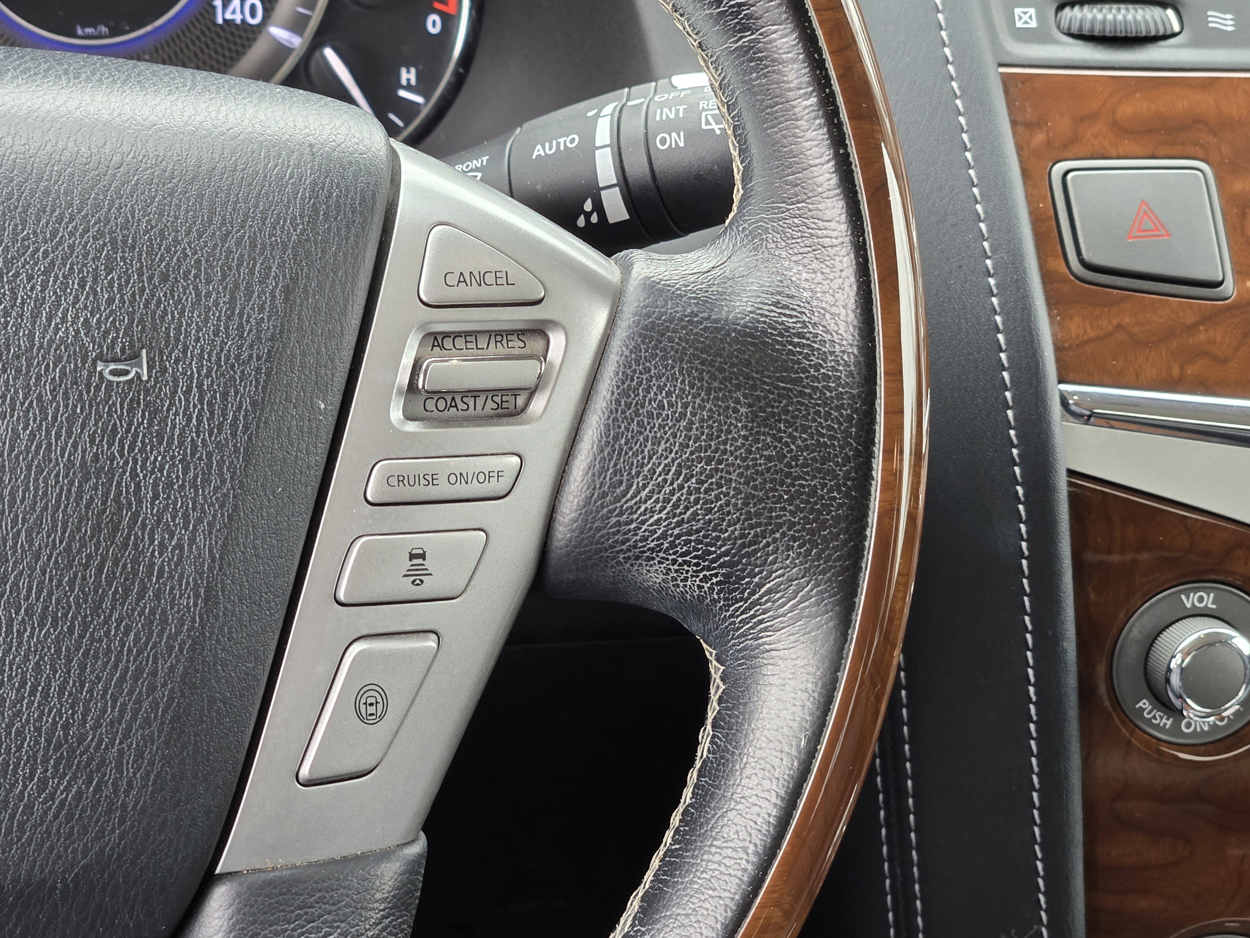 Used 2019 INFINITI QX80 Luxe w/ Proassist Package image 30