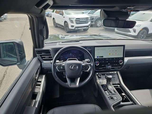 Used 2024 Lexus GX 550 w/ Accessory Package (2T) AWD/4WD image 9