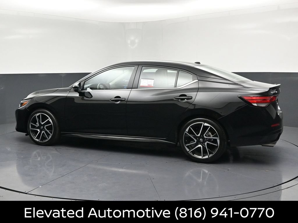 Certified 2025 Nissan Sentra SR w/ SR Premium Package FWD image 27