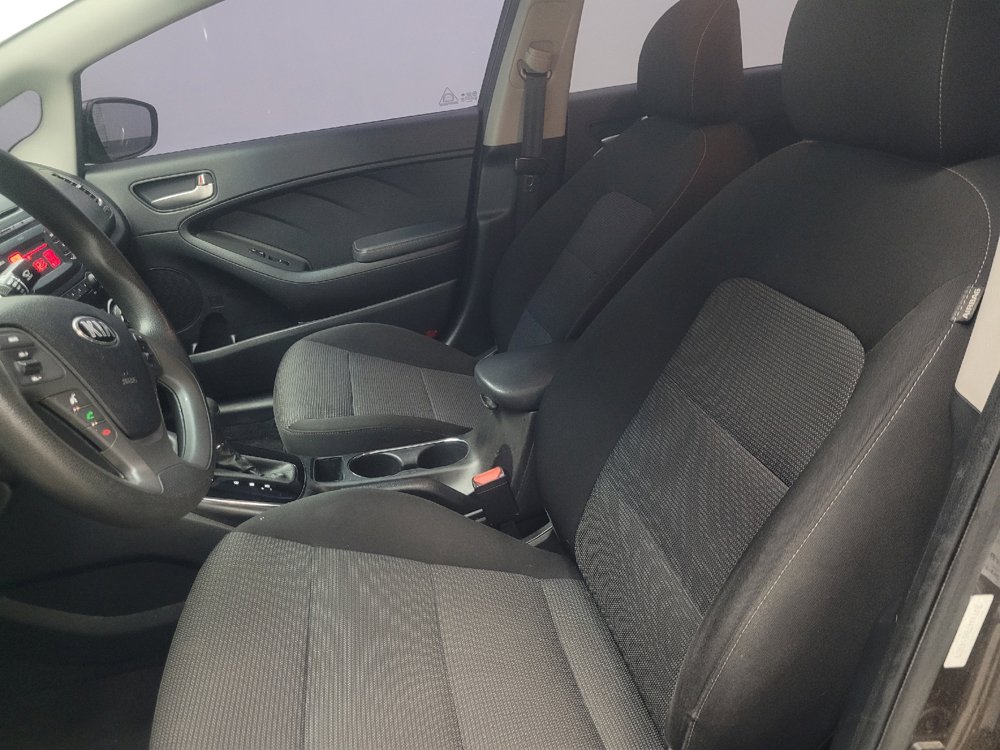 Used 2017 Kia Forte LX FWD image 17