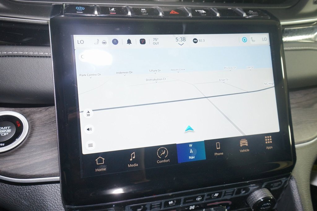 New 2024 Jeep Grand Cherokee Limited 4xe w/ Luxury Tech Group II image 17