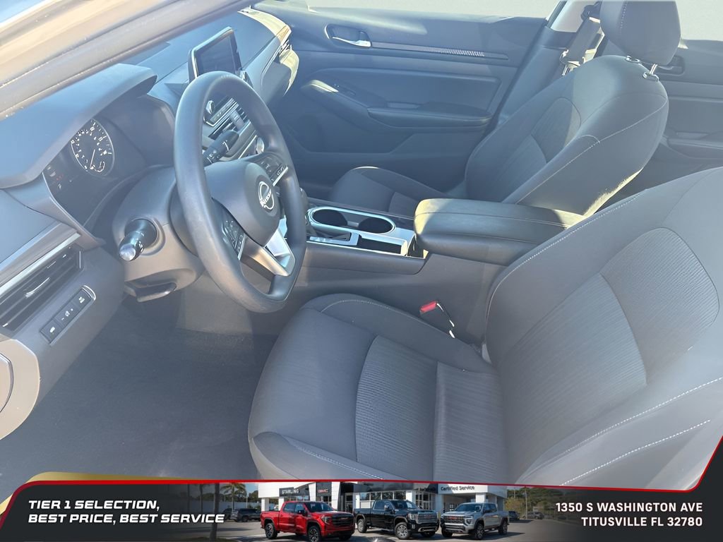 Used 2024 Nissan Altima 2.5 SV image 9