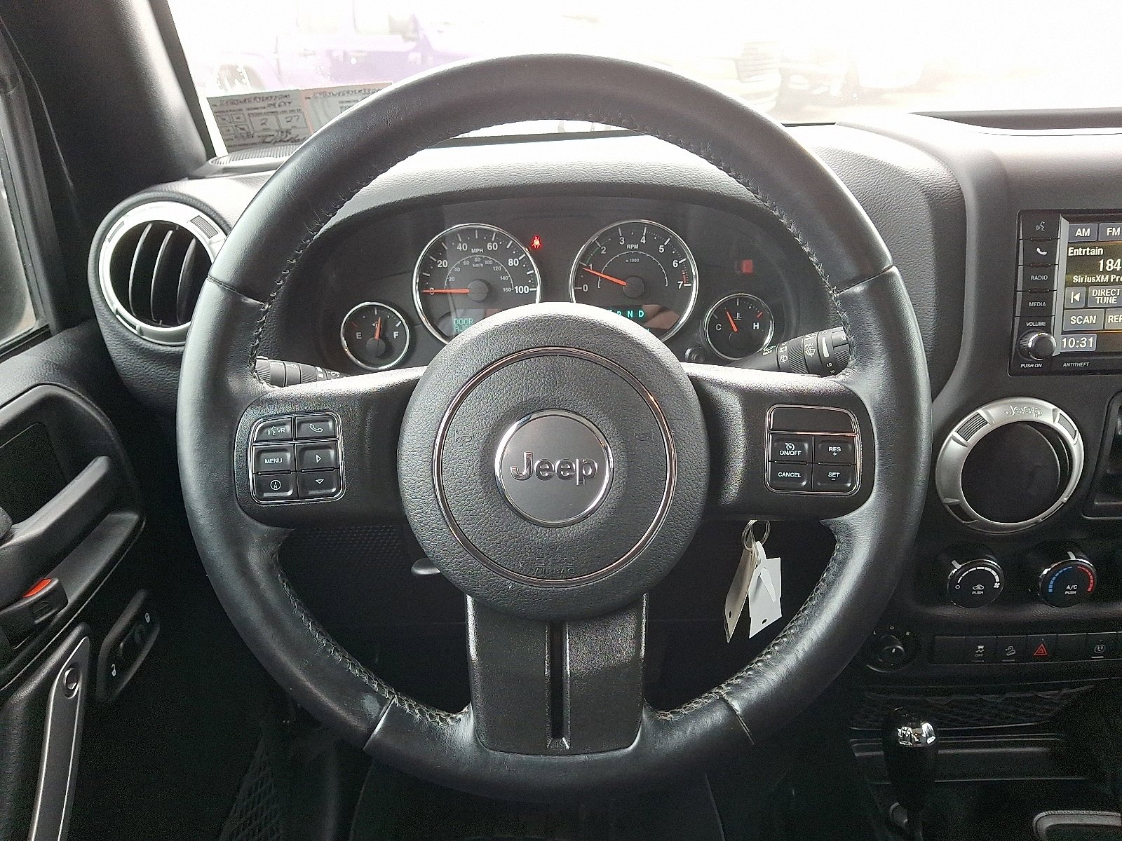 Used 2018 Jeep Wrangler Unlimited Sahara w/ Connectivity Group image 18