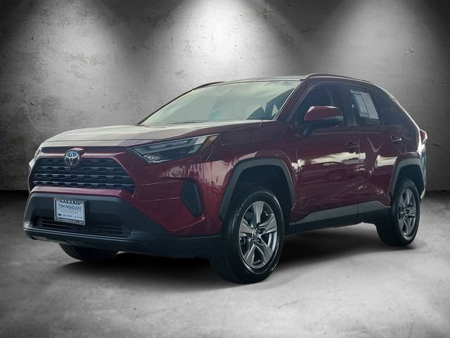 Used 2025 Toyota RAV4 XLE FWD image 5