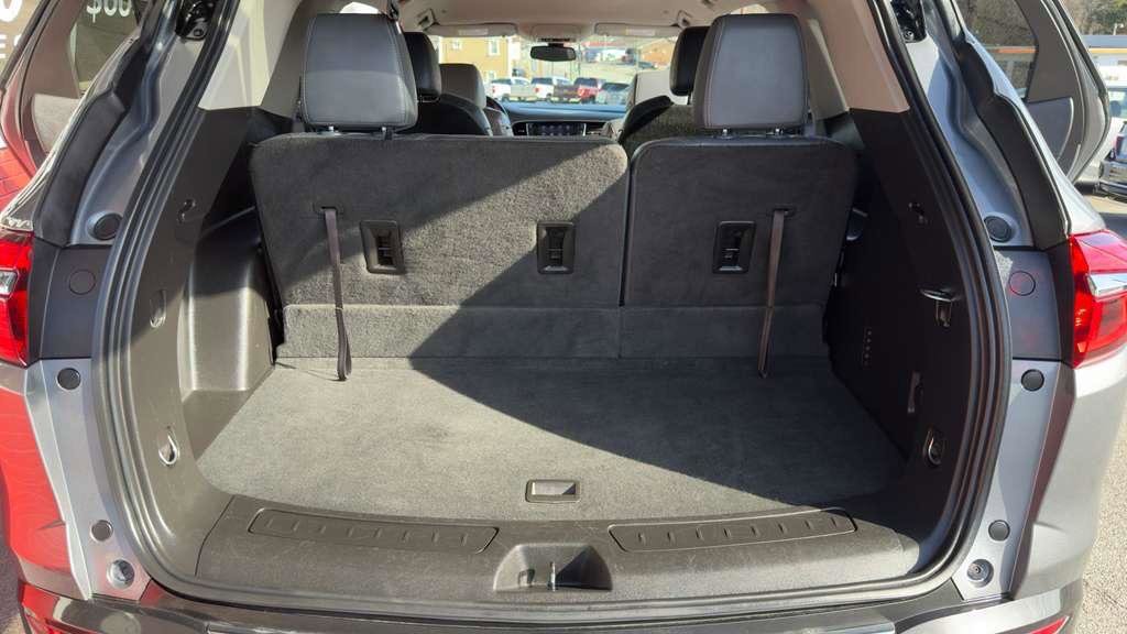 Used 2020 Buick Enclave Essence image 19