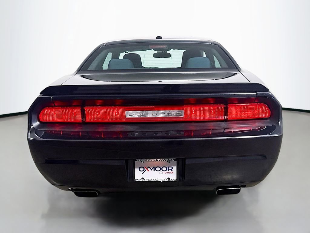 Used 2014 Dodge Challenger R/T w/ Sound Group II RWD image 6