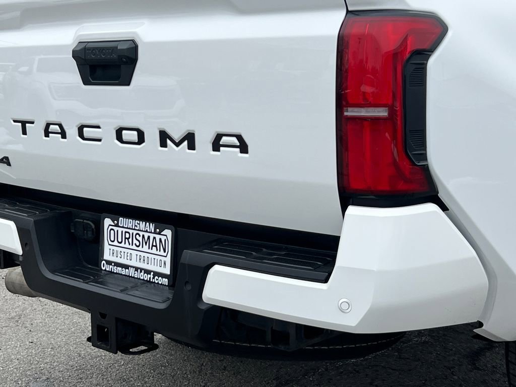 Used 2024 Toyota Tacoma TRD Sport image 6