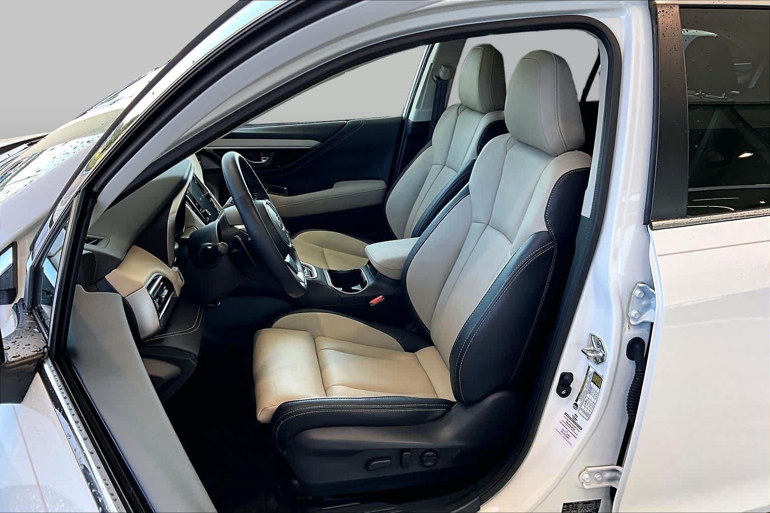 Used 2025 Subaru Outback Limited AWD/4WD image 7