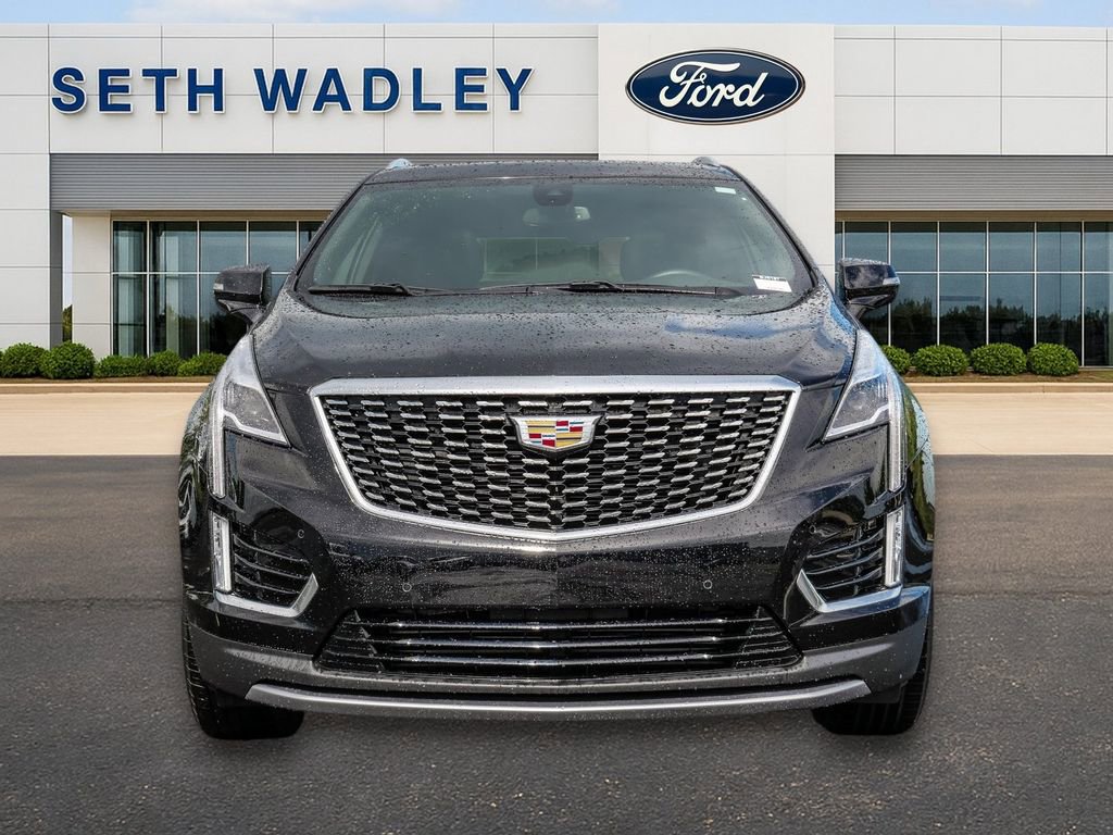 Used 2022 Cadillac XT5 Premium Luxury FWD image 2