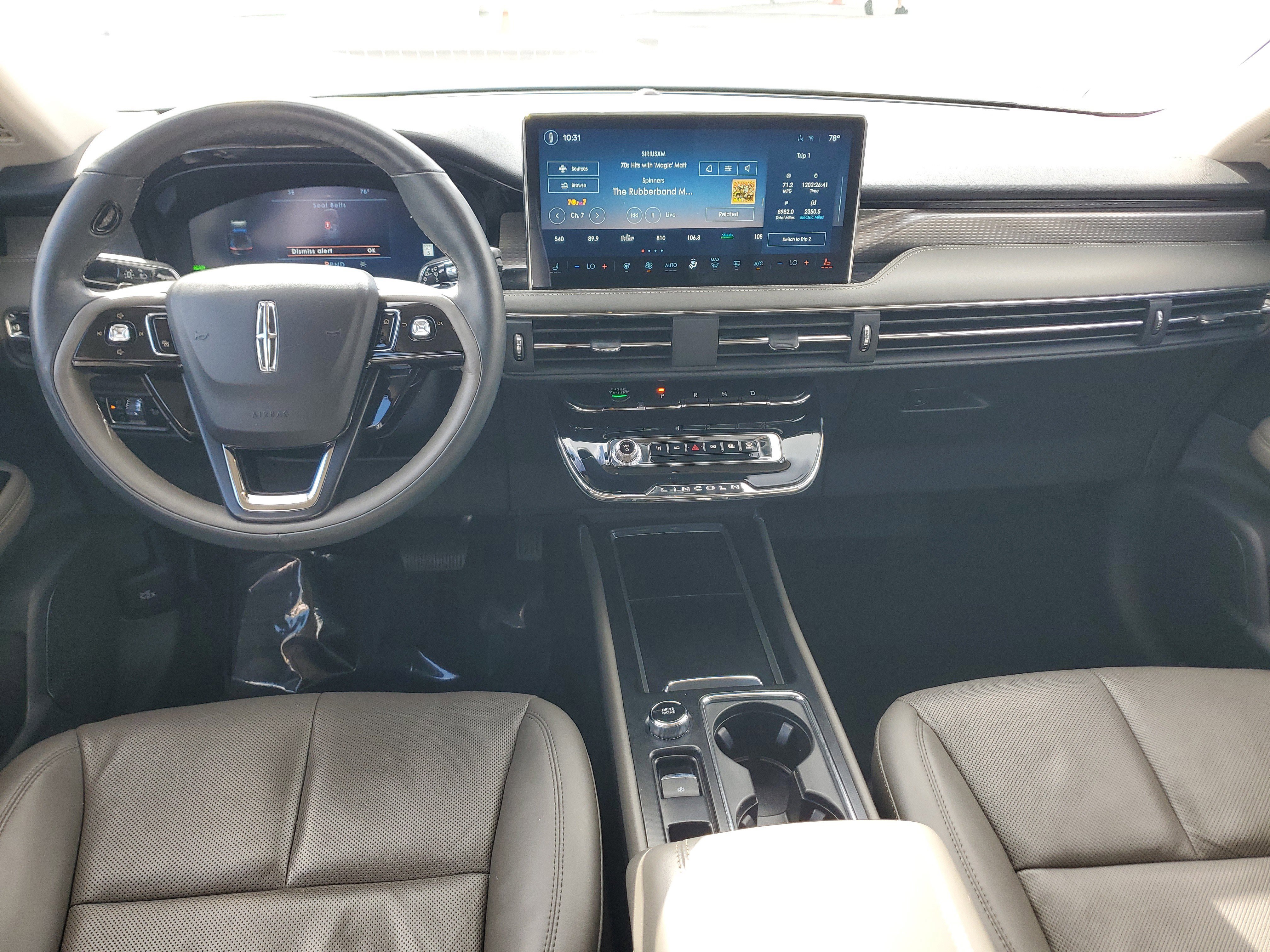 Used 2023 Lincoln Corsair Grand Touring w/ Equipment Group 301A image 16