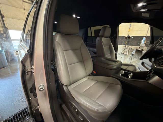 Used 2022 Chevrolet Tahoe LT w/ Luxury Package image 26