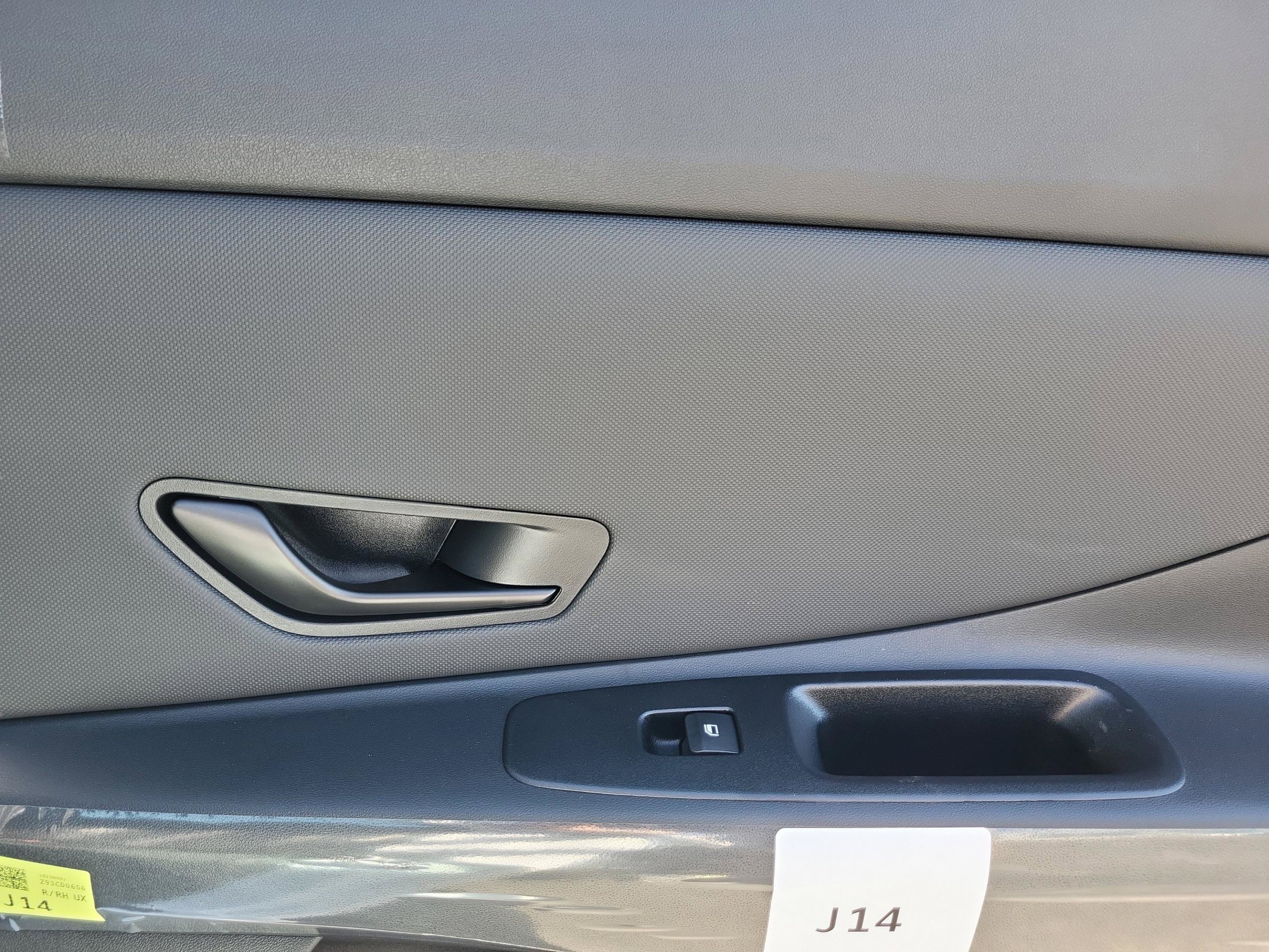 New 2026 Hyundai Elantra SEL FWD image 21