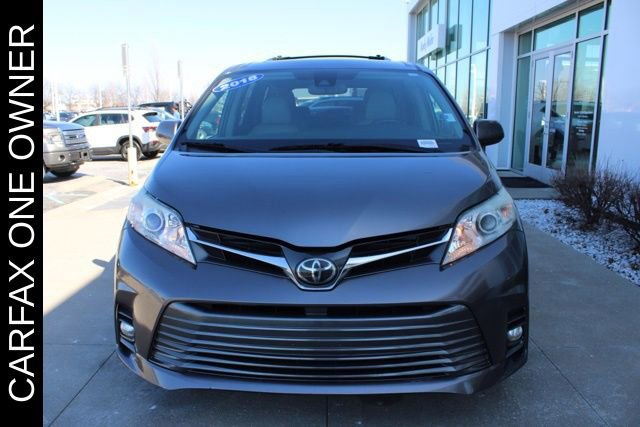 Used 2018 Toyota Sienna XLE w/ XLE Navigation Package AWD/4WD image 2