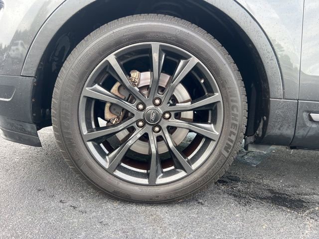 Used 2019 Ford Explorer XLT w/ Equipment Group 202A FWD image 10