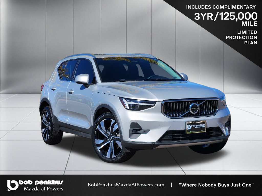 Used 2025 Volvo XC40 B5 Plus w/ Climate Package