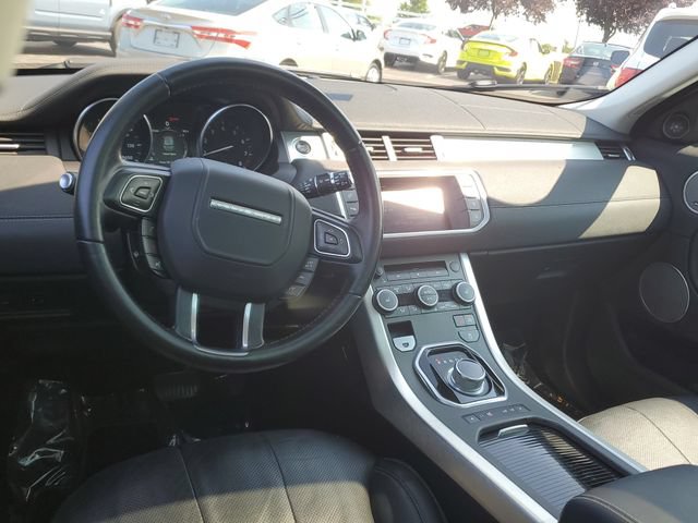 Used 2016 Land Rover Range Rover Evoque SE AWD/4WD image 10