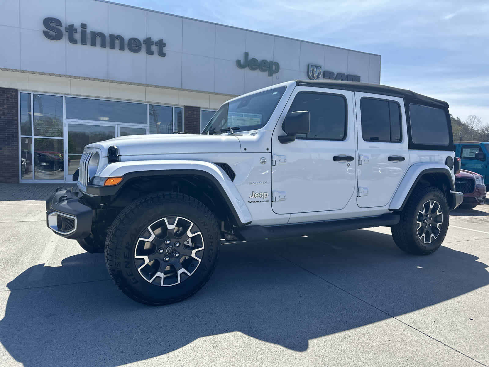 New 2024 Jeep Wrangler Unlimited Sahara w/ Safety Group