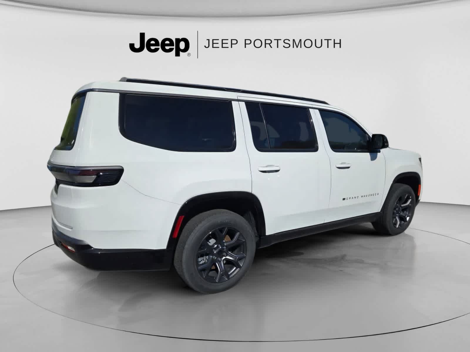 New 2026 Jeep Grand Wagoneer Limited w/ Premium Group II AWD/4WD image 4