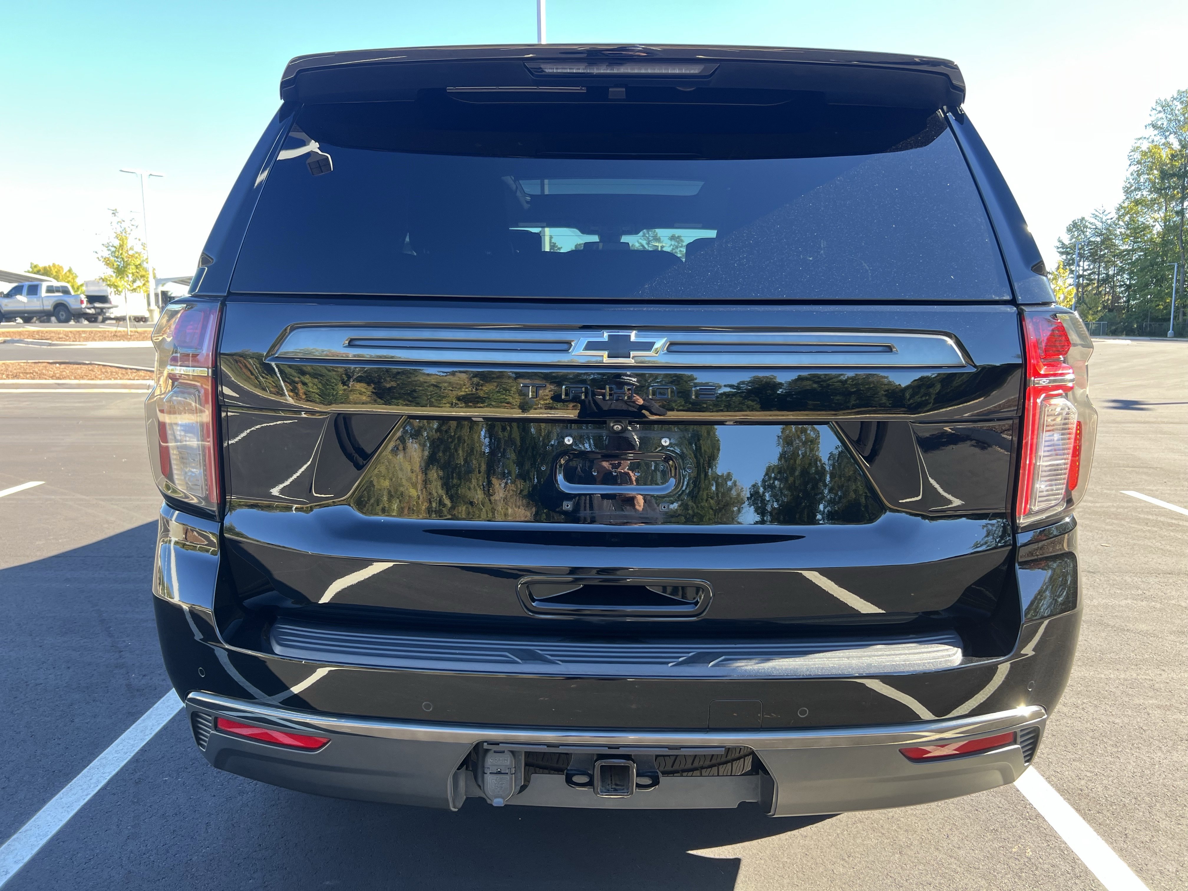 Used 2021 Chevrolet Tahoe Z71 w/ Rear Media and Nav Package image 8