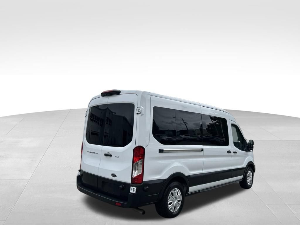 Used 2024 Ford Transit 350 XLT RWD image 5