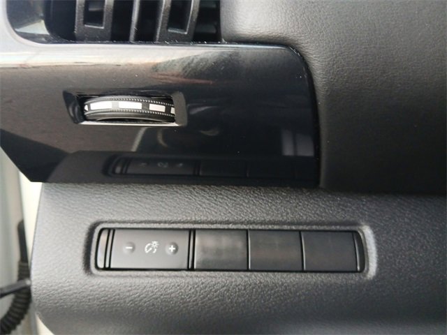 Used 2022 Nissan Pathfinder S image 19