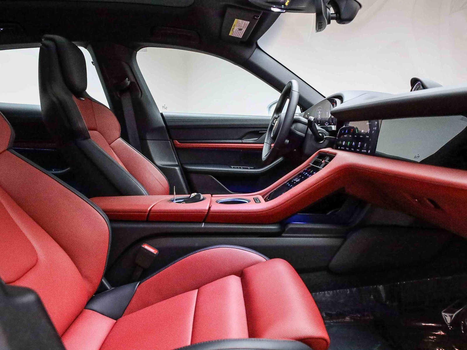 Used 2025 Porsche Taycan 4S image 16