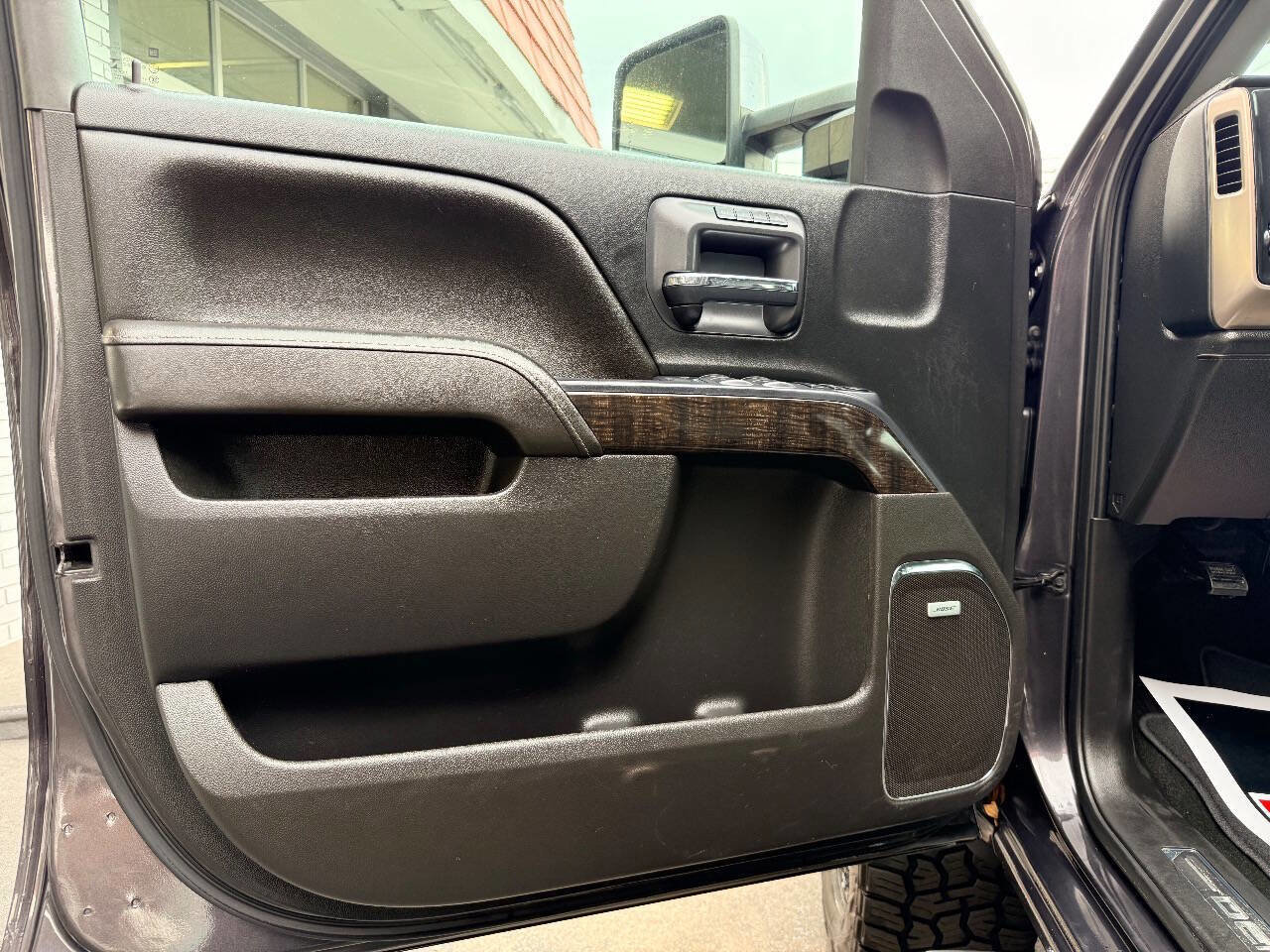 Used 2016 GMC Sierra 2500 Denali w/ Duramax Plus Package image 17