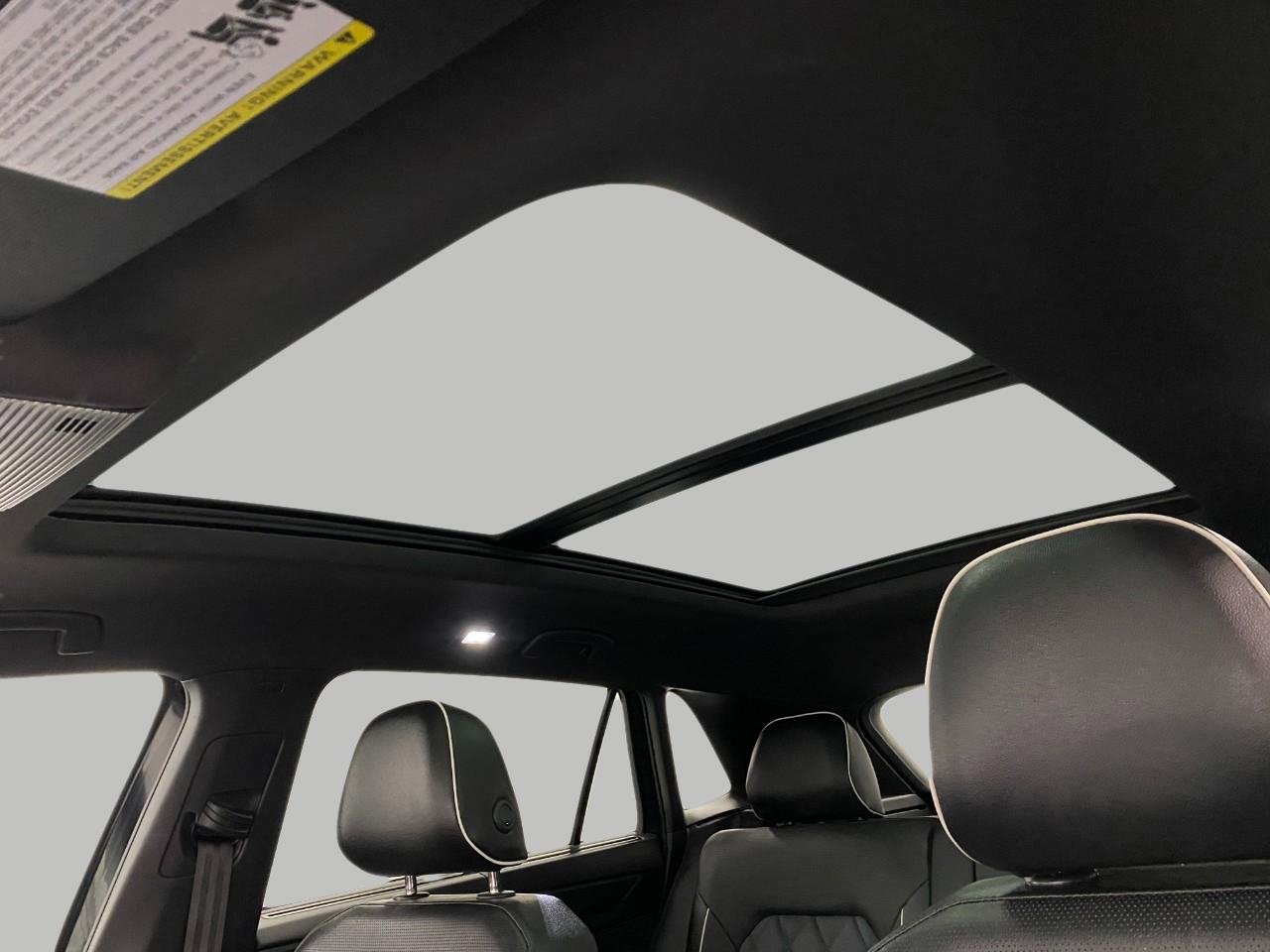 Used 2024 Volkswagen Atlas Cross Sport SEL Premium R-Line image 32