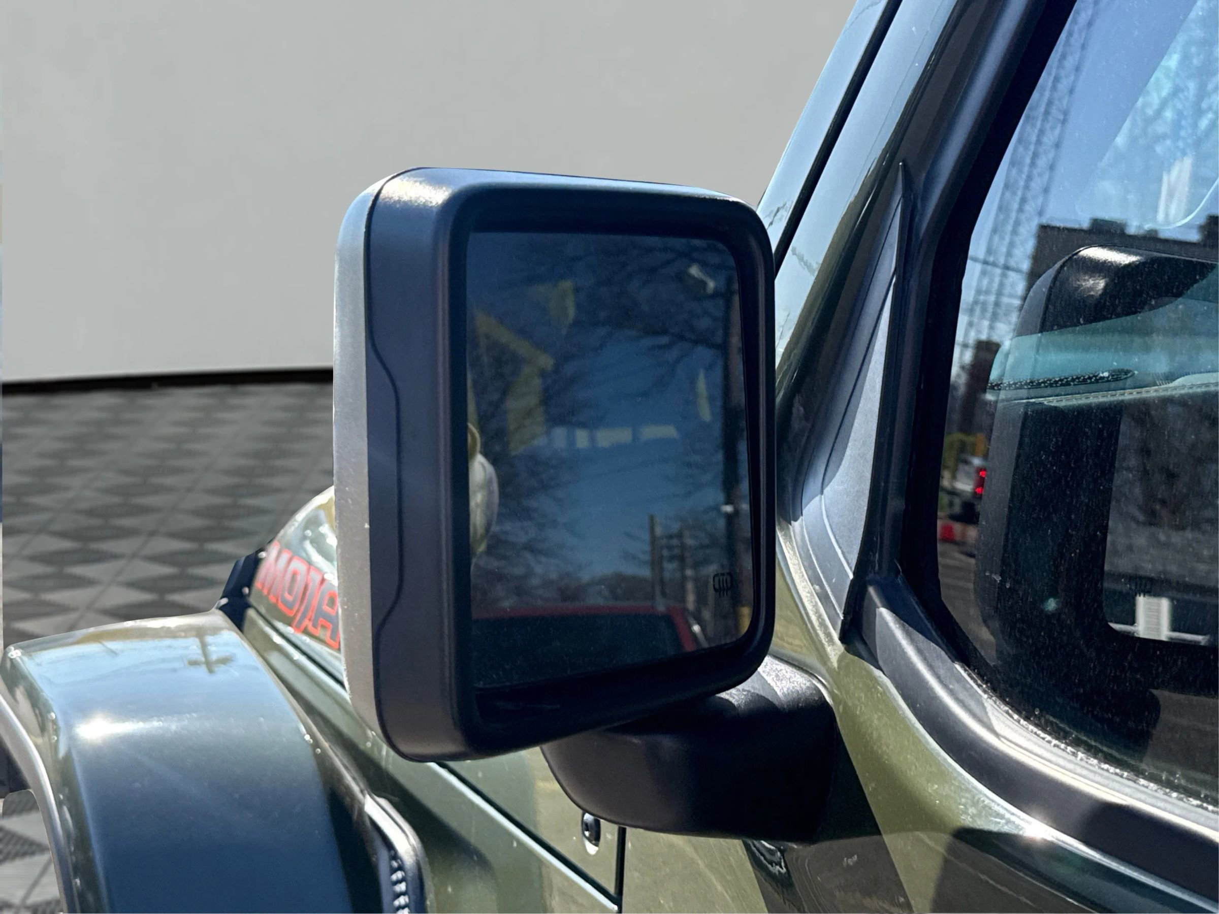 Used 2022 Jeep Gladiator Mojave w/ Cold Weather Group image 23