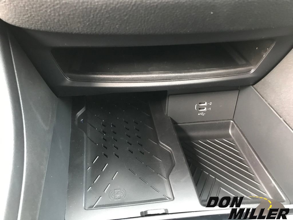 New 2026 Chrysler Pacifica Limited image 23