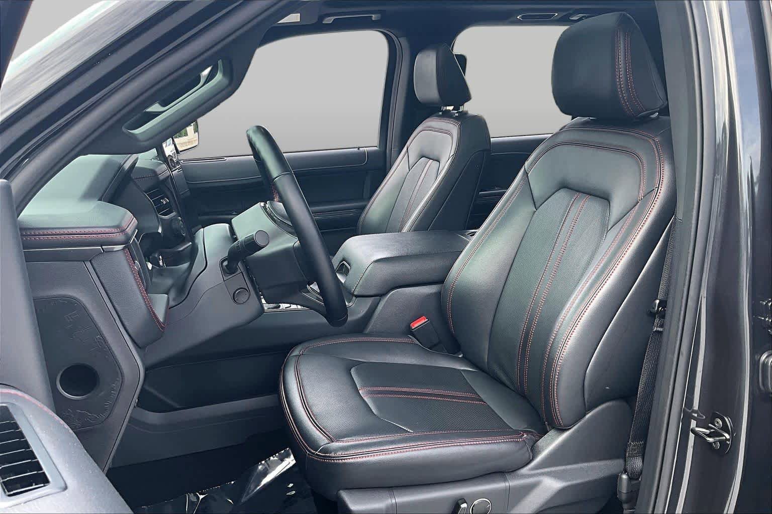 Used 2024 Ford Expedition Max Limited RWD image 8