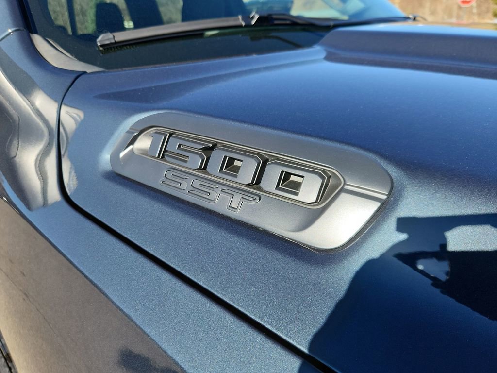 Used 2025 RAM 1500 Classic Warlock image 29