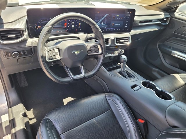 Used 2024 Ford Mustang Premium image 9