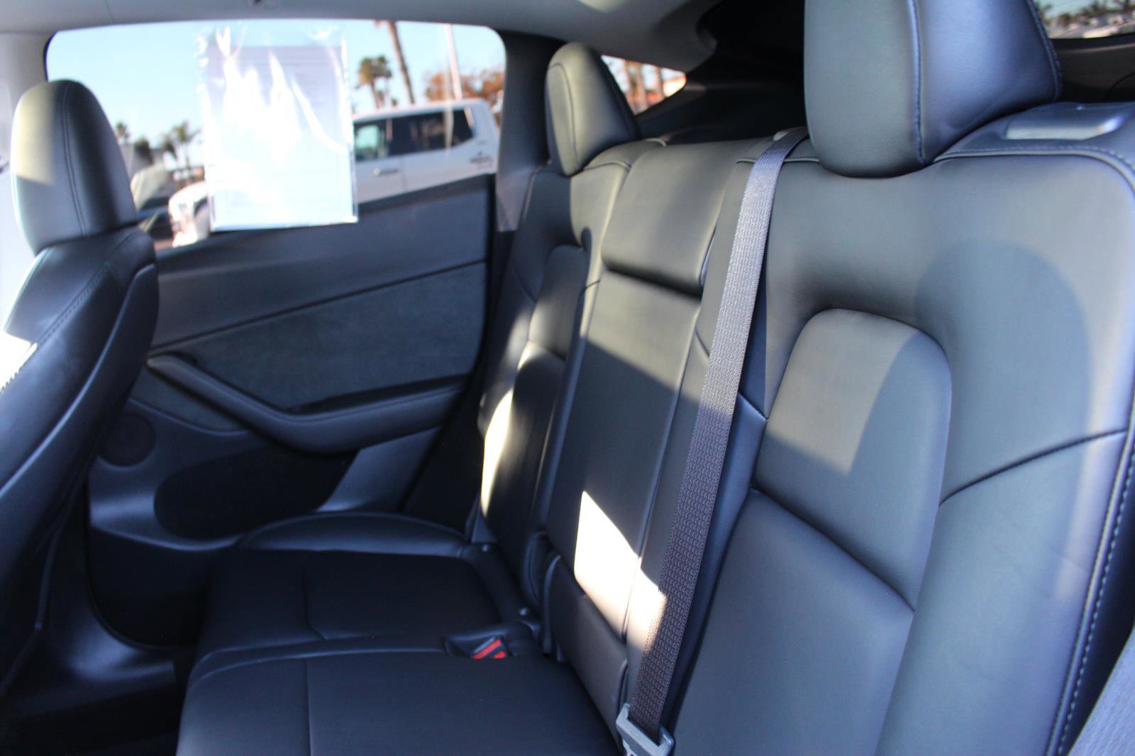 Used 2024 Tesla Model Y Long Range image 28