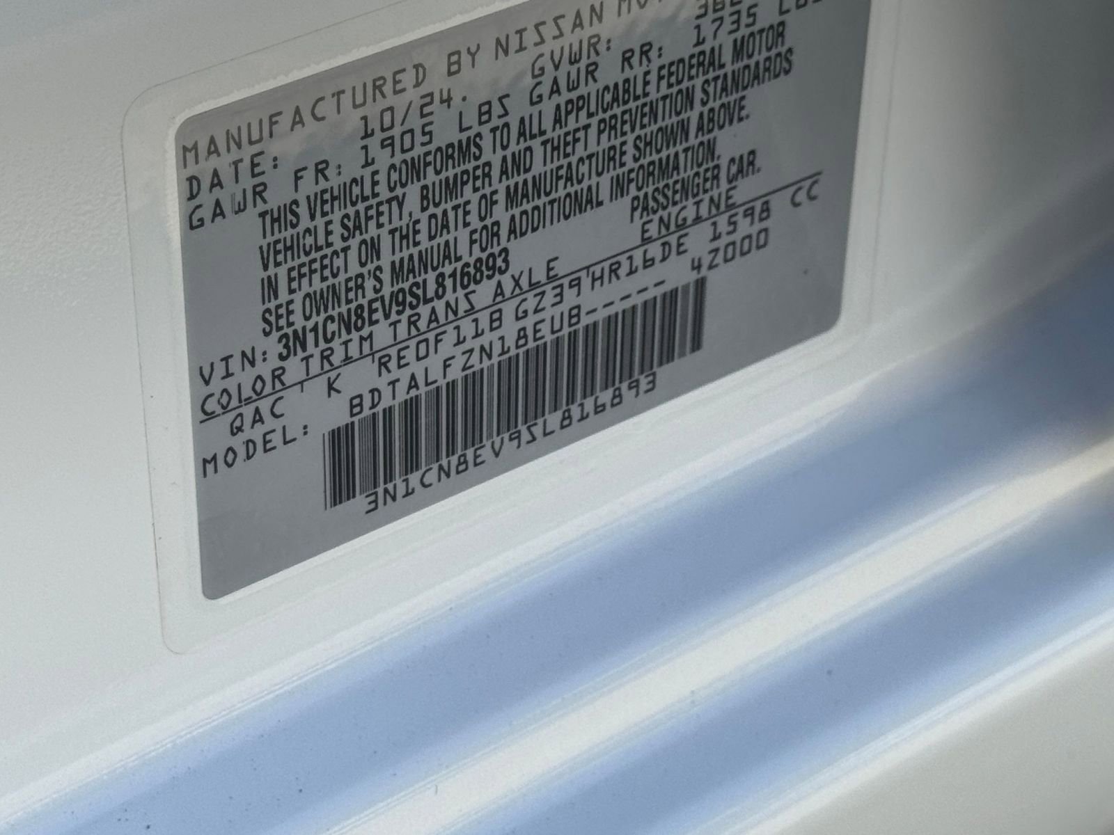 Used 2025 Nissan Versa SV image 28