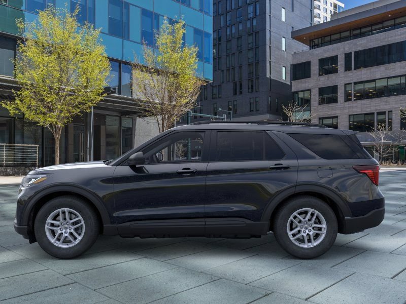 New 2026 Ford Explorer Active AWD/4WD image 3
