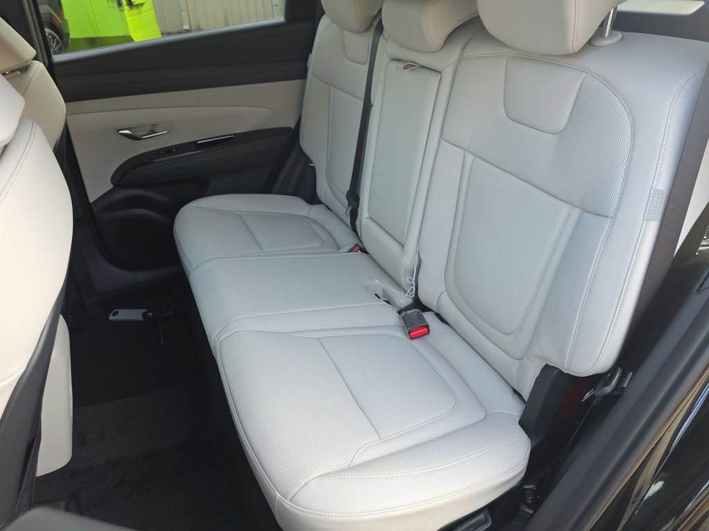 New 2025 Hyundai Tucson Limited image 22