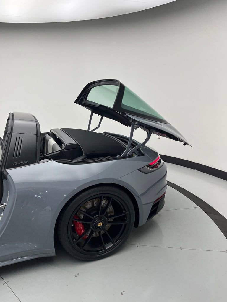 Certified 2023 Porsche 911 Targa 4 GTS image 28