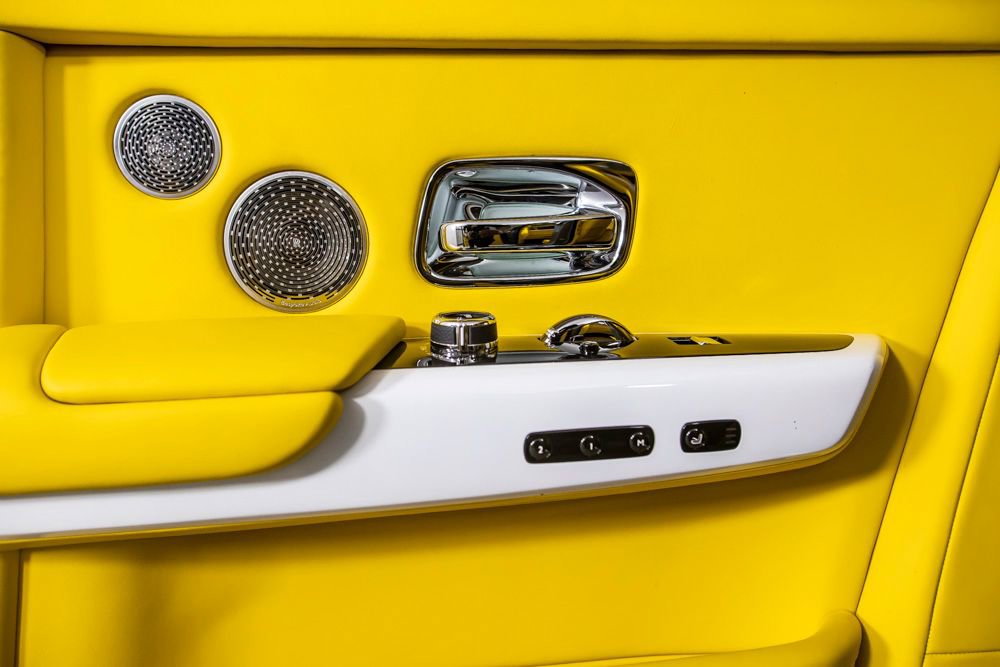 Used 2018 Rolls-Royce Phantom Sedan image 73