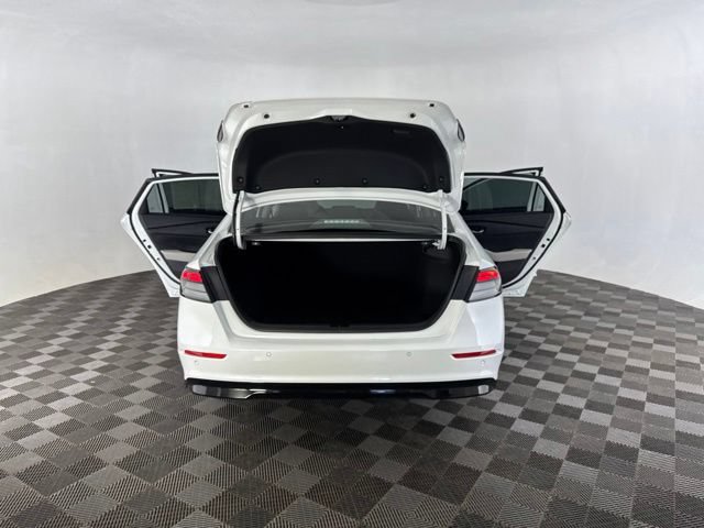 Used 2025 Honda Accord EX-L image 18