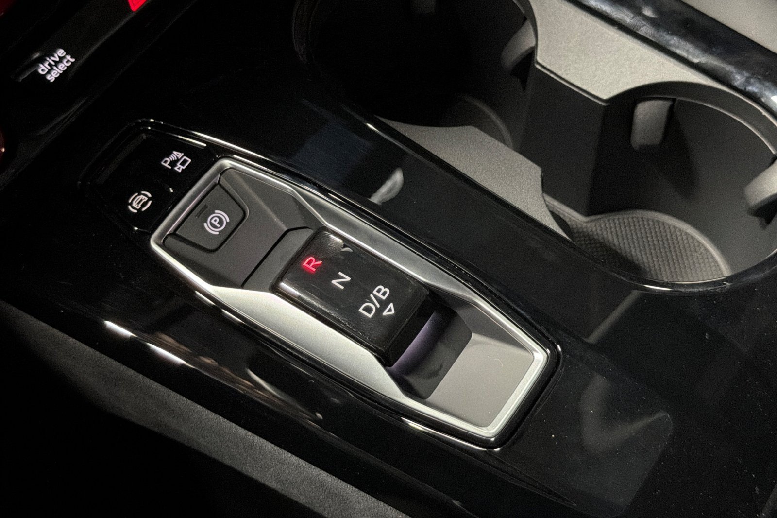 New 2027 Audi SQ6 e-tron Premium Plus AWD/4WD image 21