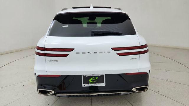 Used 2026 Genesis GV70 2.5T Sport Prestige image 9