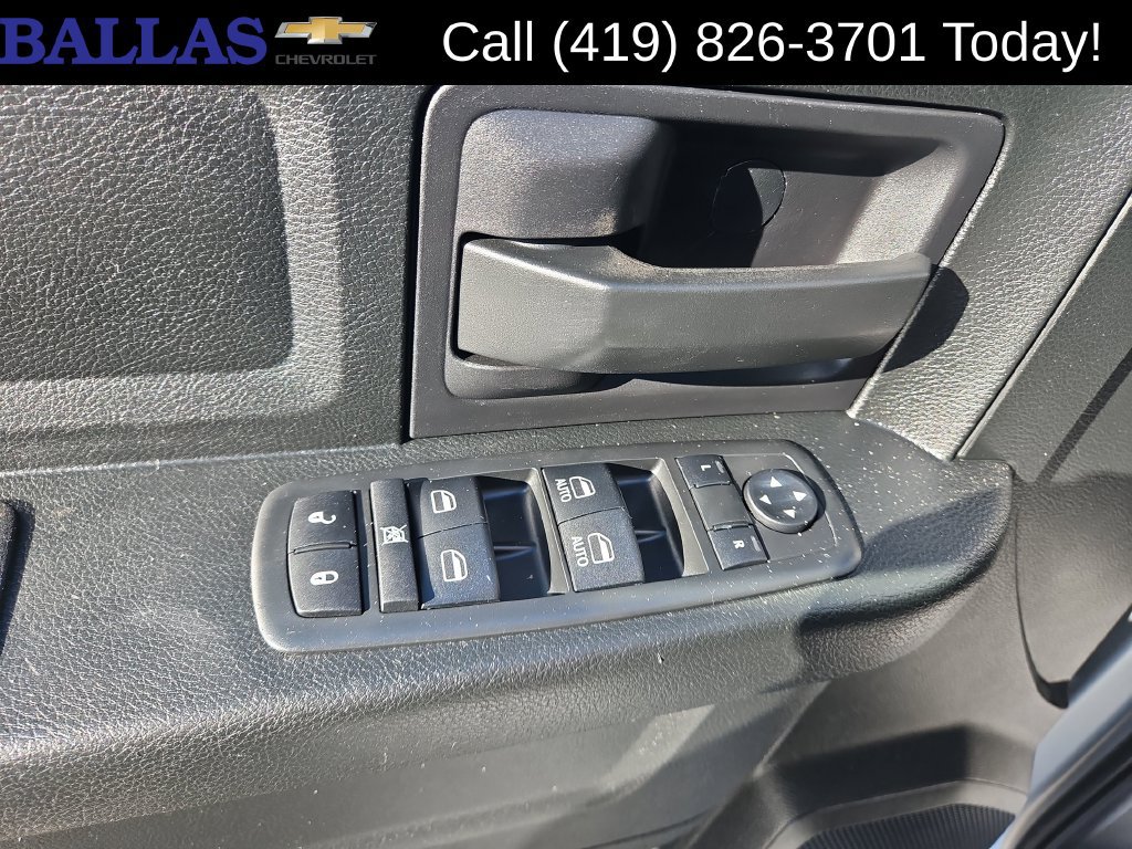 Used 2018 RAM 1500 Express w/ Express Value Package AWD/4WD image 11