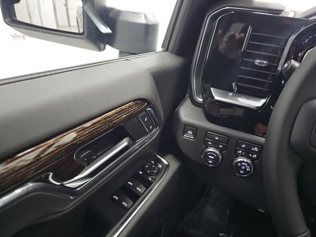 New 2026 GMC Sierra 2500 SLE w/ SLE Value Package; image 25