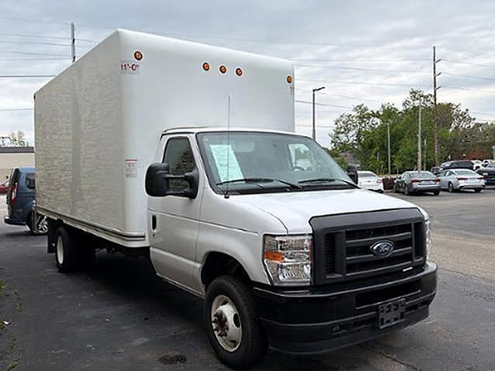Used 2024 Ford E-450 and Econoline 450 Super Duty w/ Power Windows & Locks Group RWD image 1
