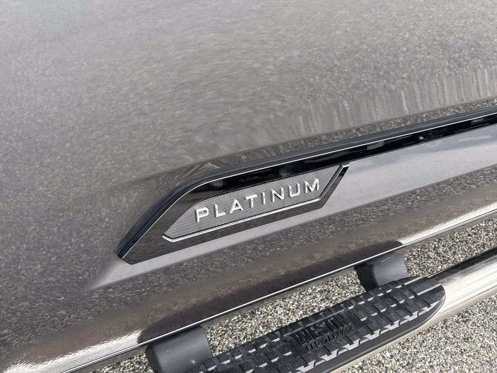 Used 2023 Toyota Tundra Platinum AWD/4WD image 16