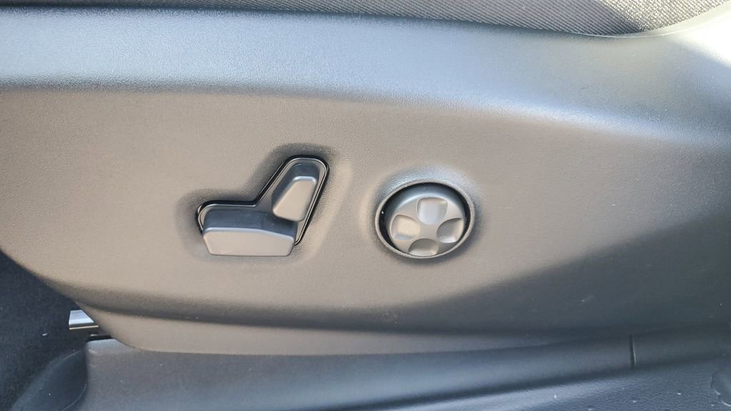 New 2026 Chrysler Pacifica Select image 22