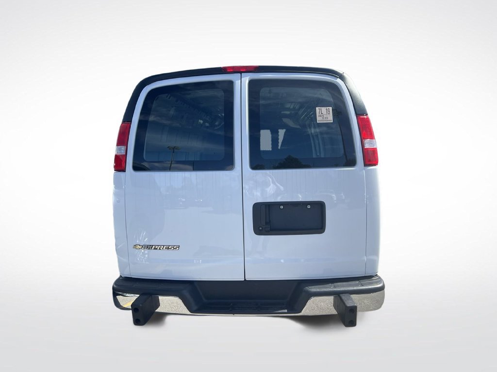 Used 2025 Chevrolet Express 2500 w/ Driver Convenience Package RWD image 7