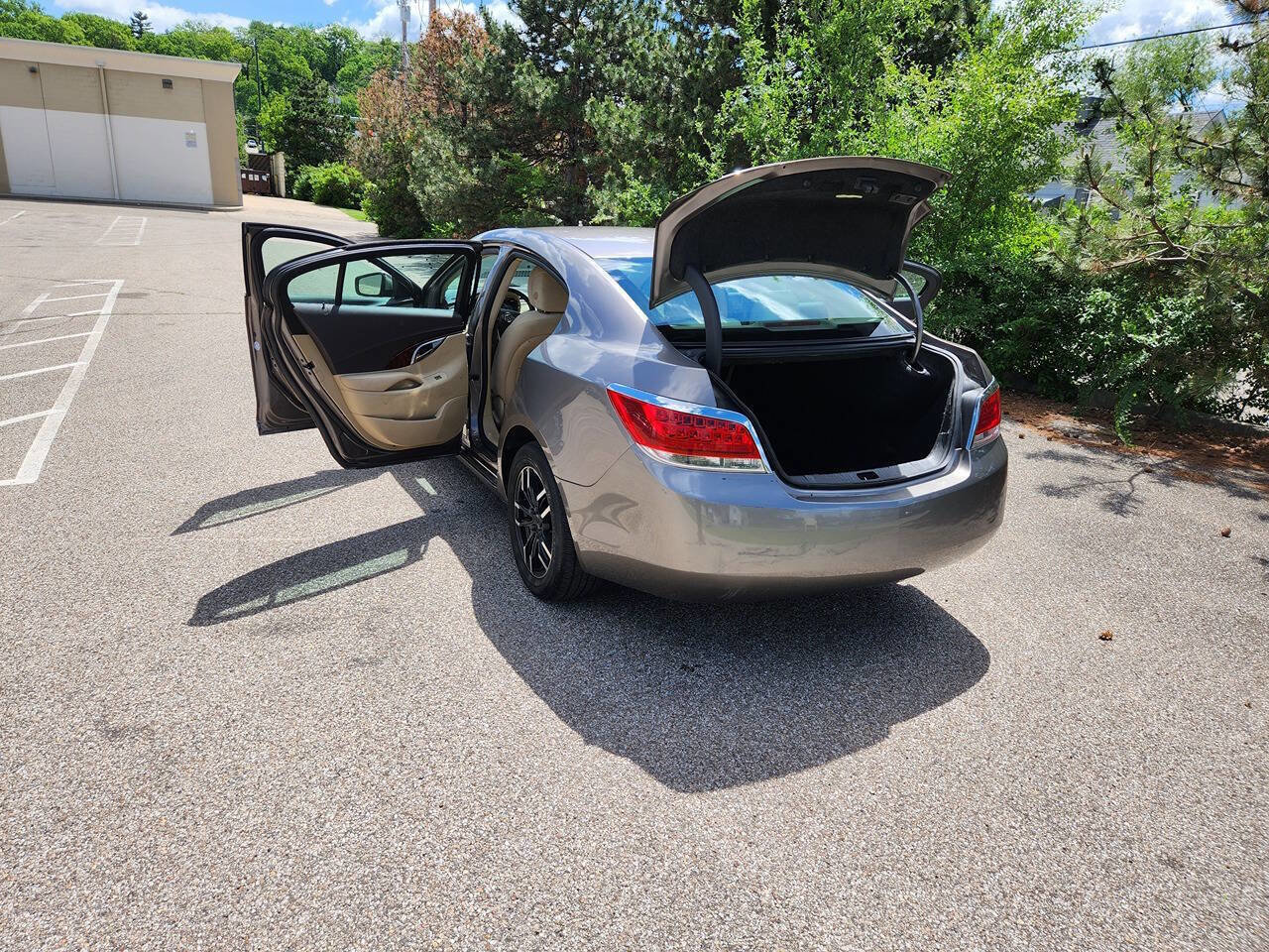 Used 2010 Buick LaCrosse CX FWD image 20
